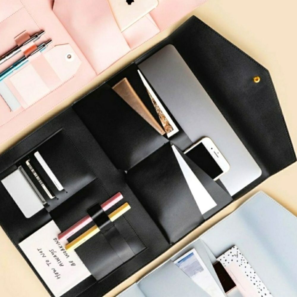 NWT Glass Ladder Classic Black Vegan Leather Megan Portfolio Clutch